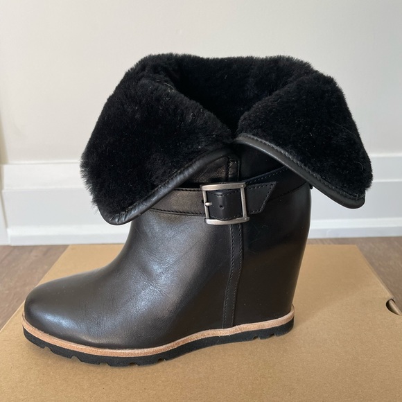 Ugg Ellecia wedge boot - Picture 5 of 8